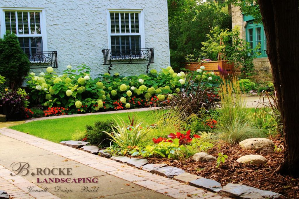 Perennials 1 | B. Rocke Landscaping |Winnipeg, Manitoba