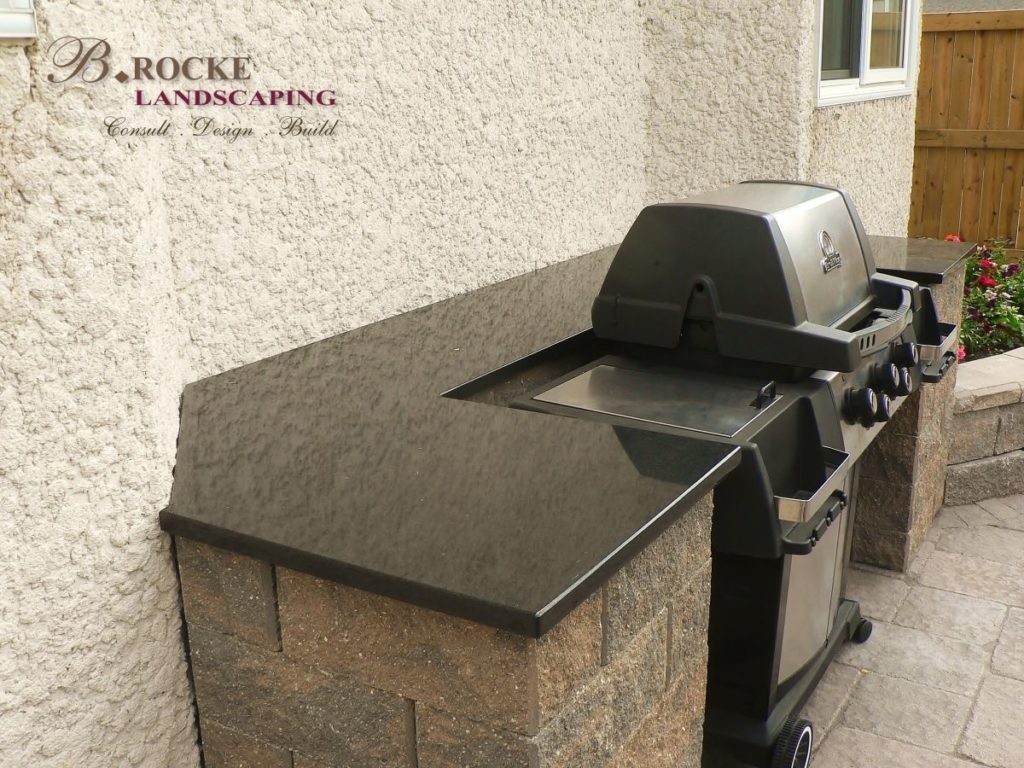 Outdoor Kitchen | Granite Countertop | Barkman | B. Rocke Landscaping | Winnipeg, Manitoba